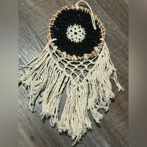 Black & Cream Macrame Dreamcatcher dream catcher Hg105 box